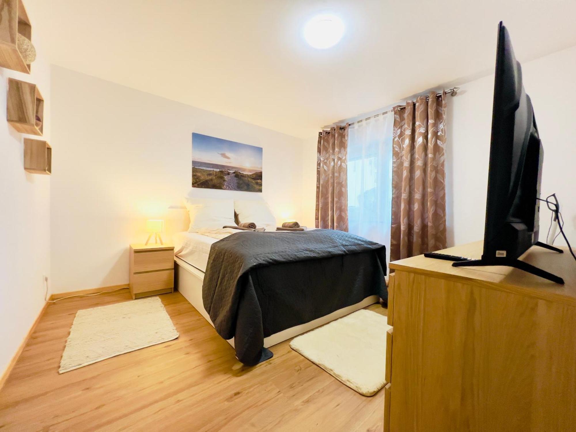 Modern Und Lichtdurchflutet - Ferienwohnung Mit Terrasse Fachbach Ngoại thất bức ảnh